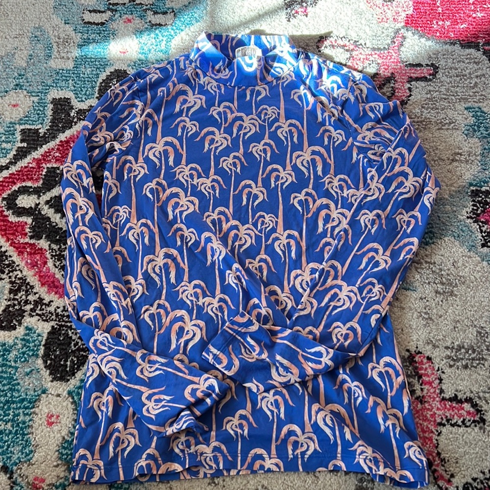 Scotch & Soda mock-neck printed long sleeve tee. NWOT. Size small.
